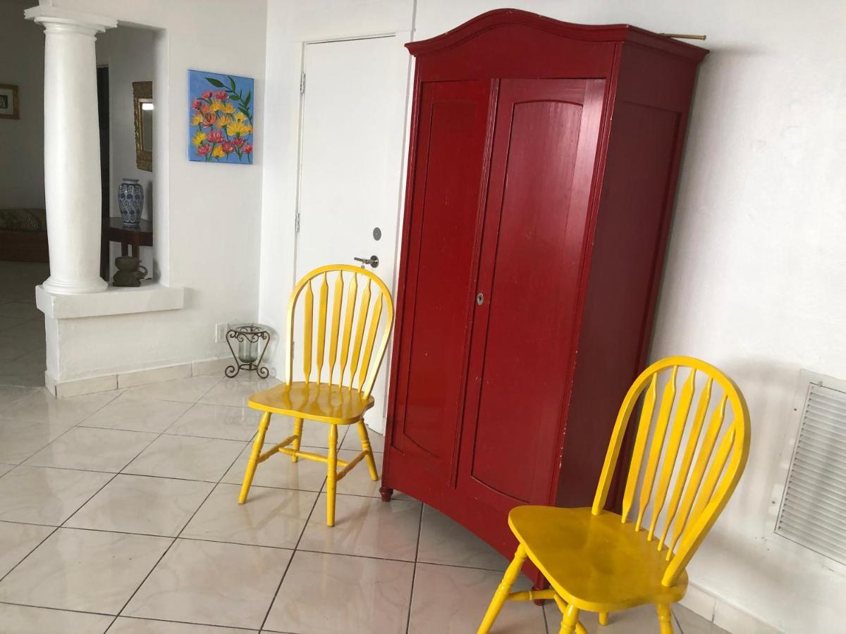 Private Room In The Heart Of Calle Ocho Miami Exterior photo